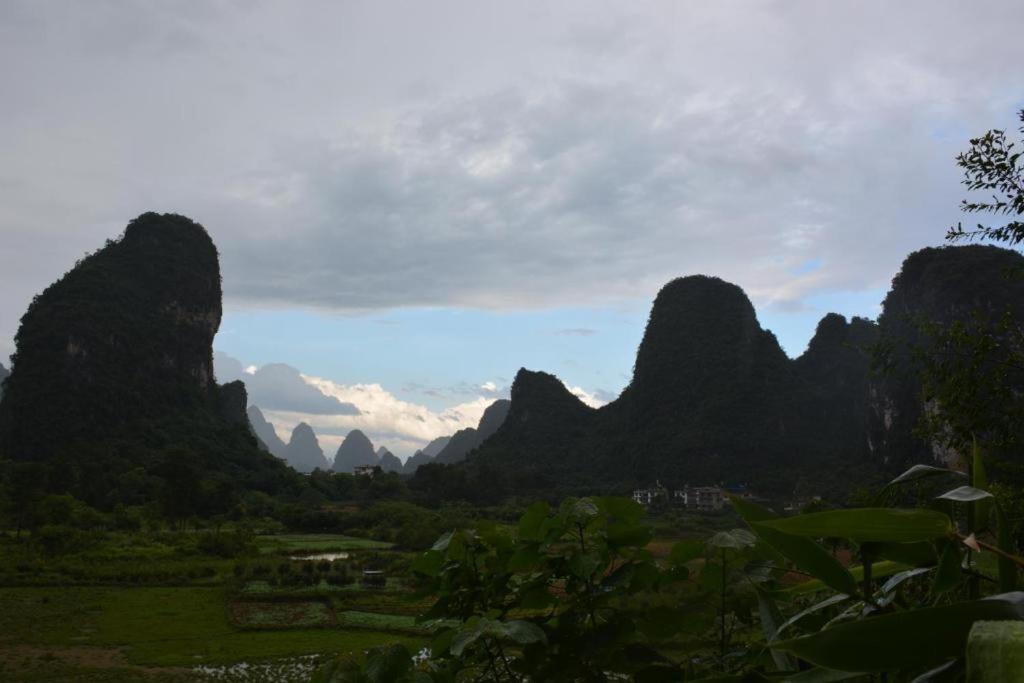 Climbers Inn Yangshuo Exterior photo